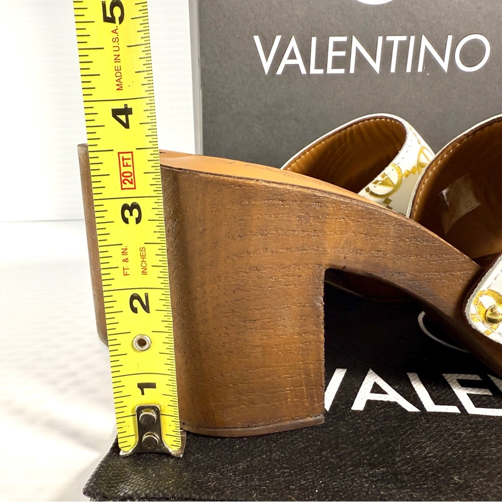 Valentino Women's Kiki White and Gold Mules size 8 - Picture 7 of 9
